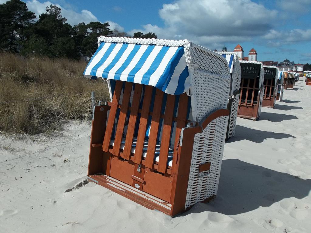 Strandnahe Fewos Mit 2 Schlafzimmern Und Balkon, Residenz Prorer Wiek, Binz Appartement Buitenkant foto